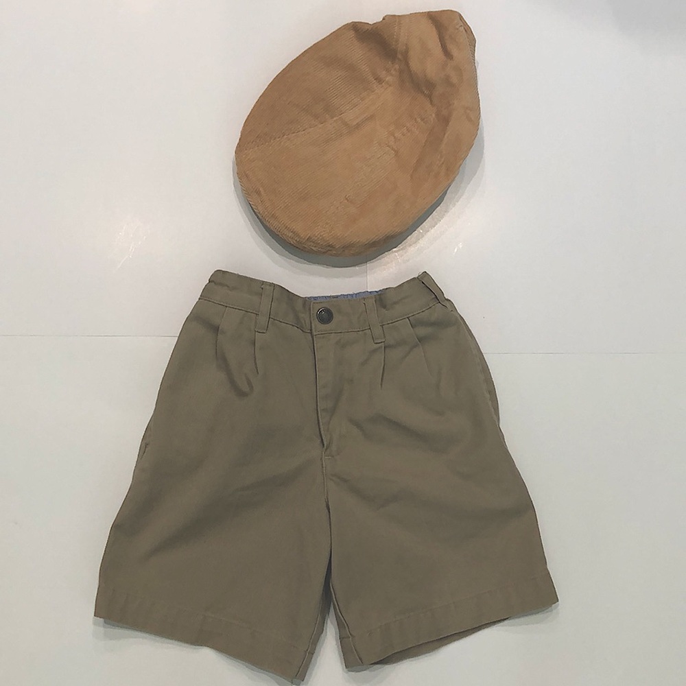 Khaki shorts and corduroy cap set